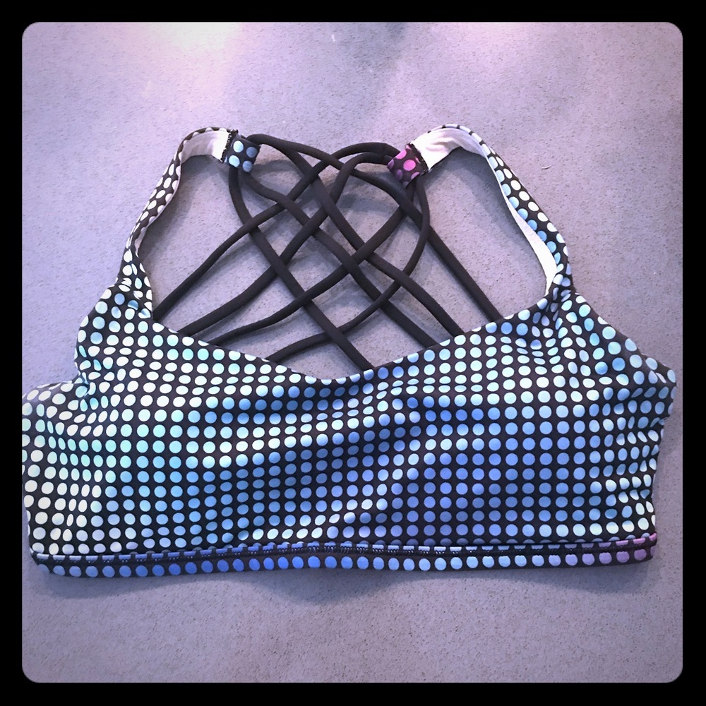 Lululemon Size 8 Free To Be Wild